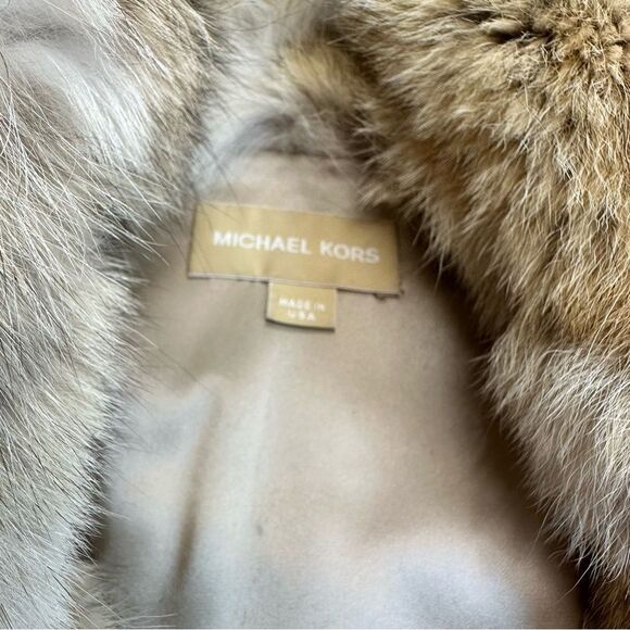 Michael Kors Runway Collection Fall 2010 Coyote Fur Patchwork Gilet - Picture 5 of 16